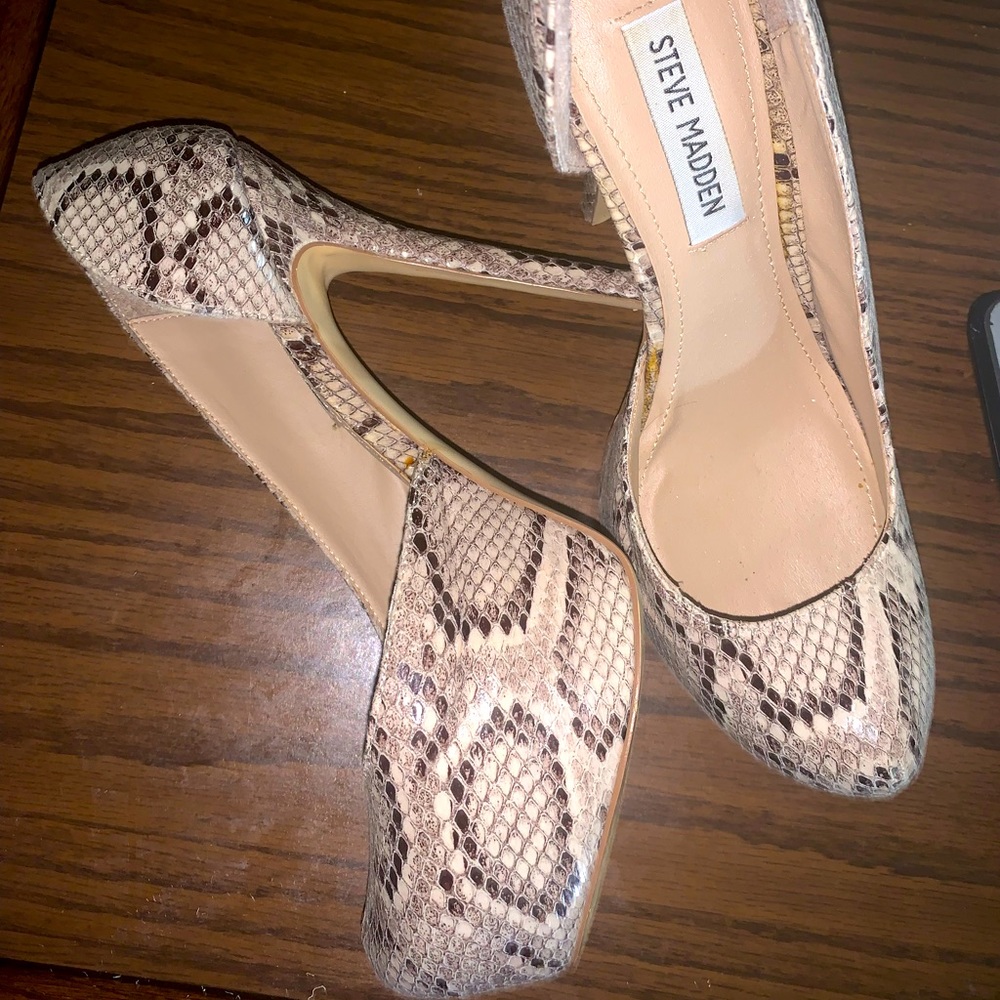 Steve Madden snakeskin heels